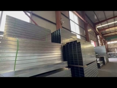 Custom Steel Trough Type Cable Tray Tingginya disesuaikan Perhiasan Perak Dipasang di dinding