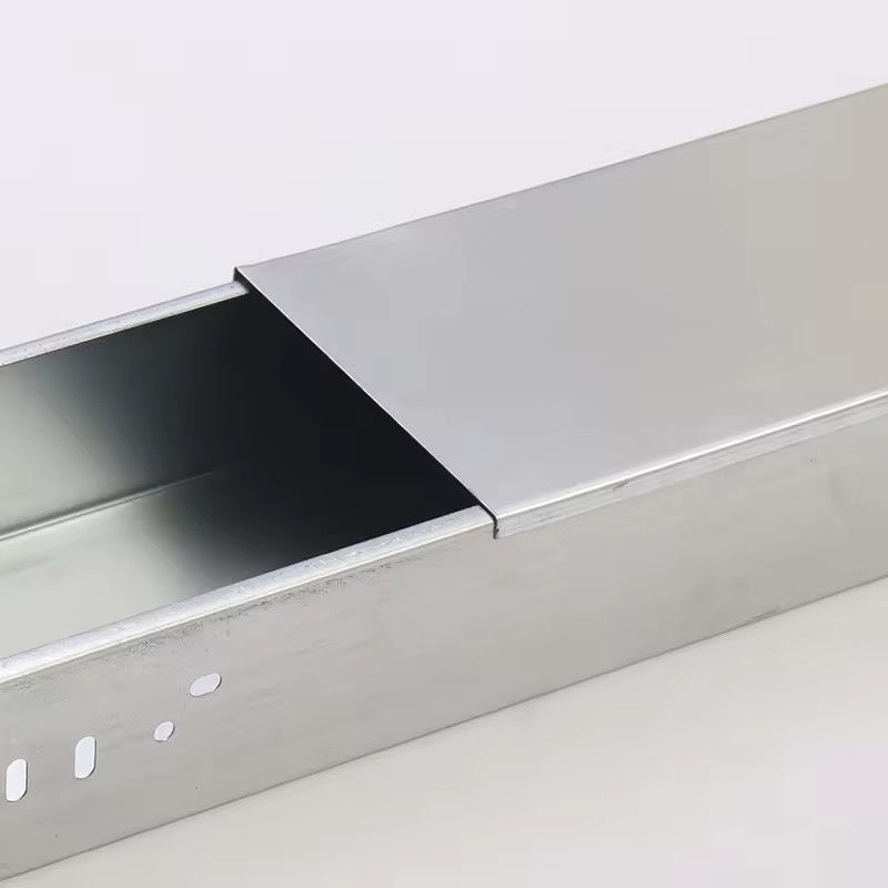 100mm Lebar Non-Flammable Solid Bottom Kabel Tray untuk aman dan kabel manajemen