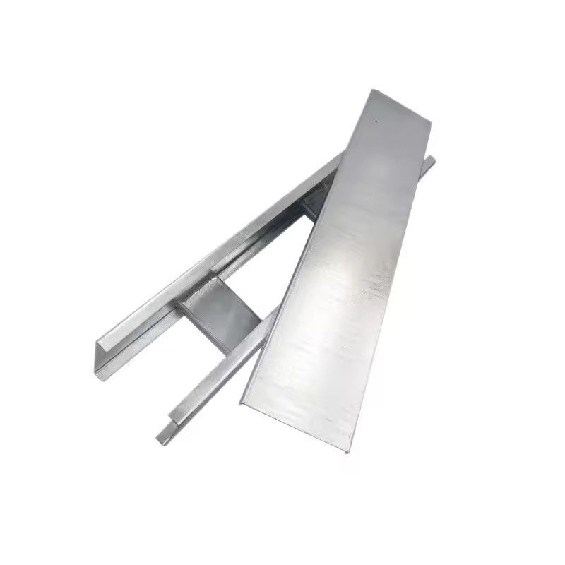 Corrosion Resistant Steel Cable Tray System Aksesoris Kit Dengan Palang dan Tees Khusus
