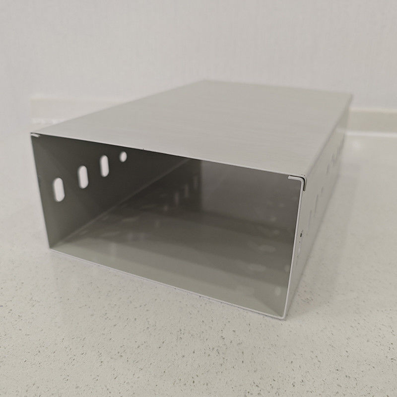 Fire Resistant Galvanized Steel Cable Tray System Wall / Floor Mount Dengan Konektor