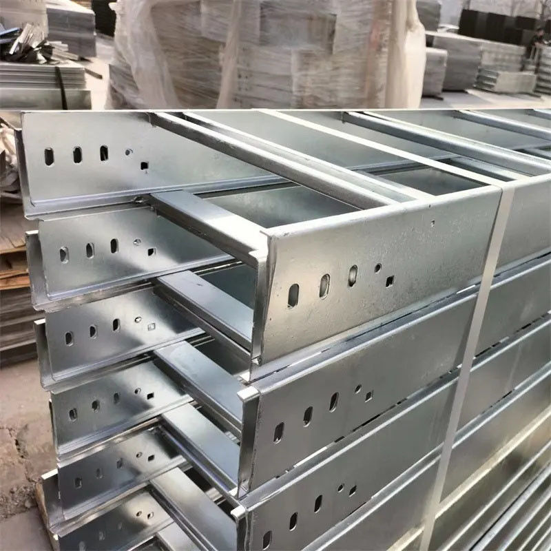 Tray kabel baja tugas berat dengan panjang yang dapat disesuaikan dan desain jenis slot ISO 9001