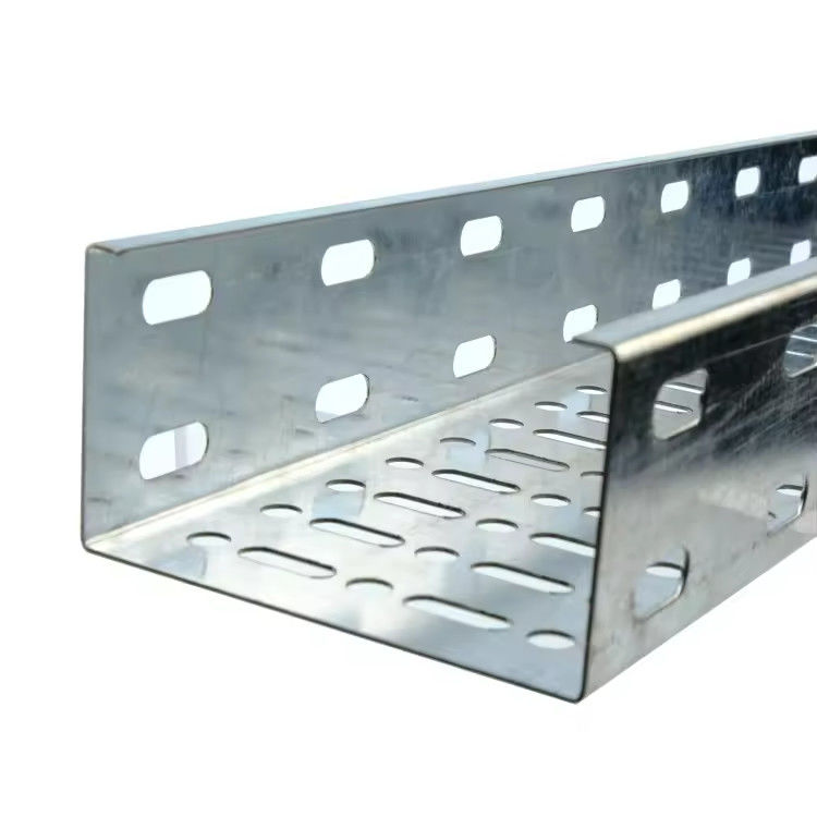 Silver Galvanized Solid / Perforated Cable Tray Untuk Instalasi Pemasangan Dinding / Lantai Disesuaikan